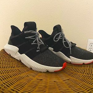 COPY - Mens Adidas athletic shoes. Size 10